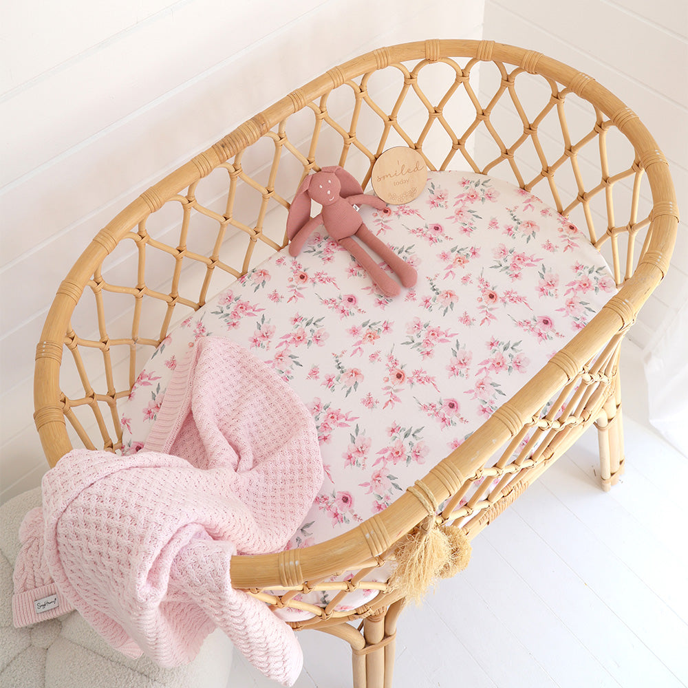 Camille Organic Bassinet Sheet / Change Pad Cover - View 1