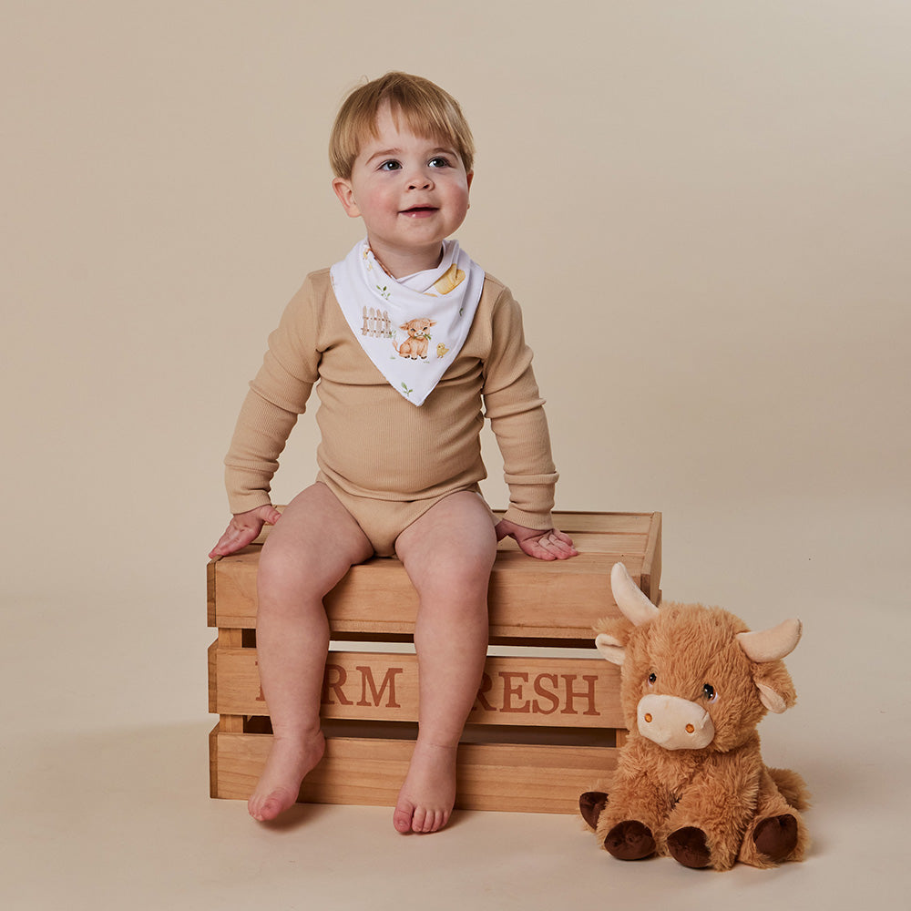 Highland Cows Organic Dribble Bib - View 5