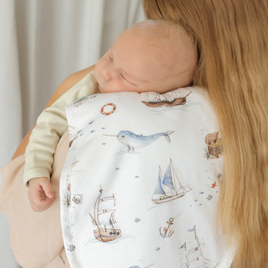 Set Sail Organic Cotton Burp Cloth | Snuggle Hunny