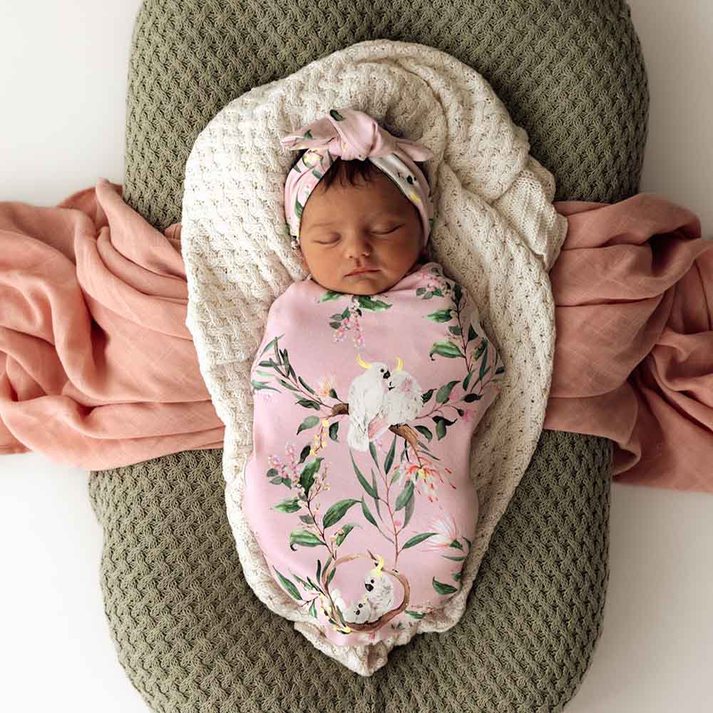 Cockatoo Organic Snuggle Swaddle & Topknot Set - View 4