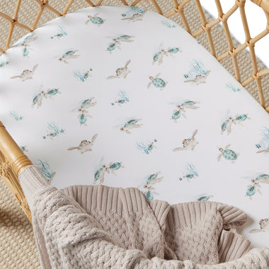 Turtle Organic Bassinet Sheet / Change Pad Cover | Snuggle Hunny