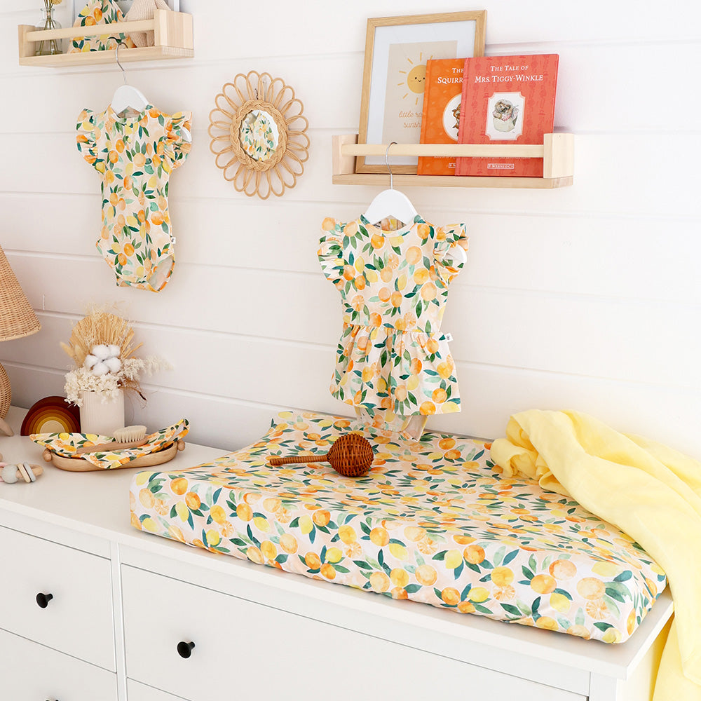 Sunny Citrus Organic Bassinet Sheet / Change Pad Cover - View 3