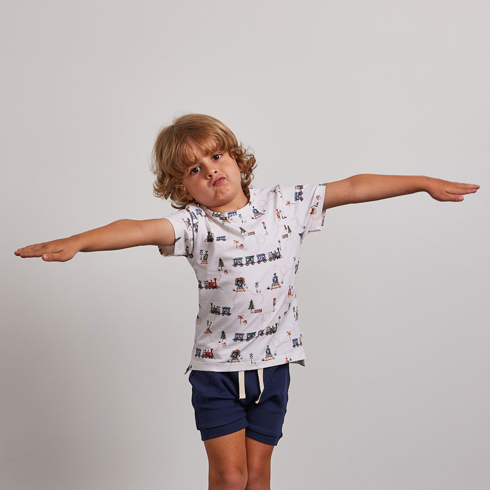 Trains Organic T-Shirt - View 5